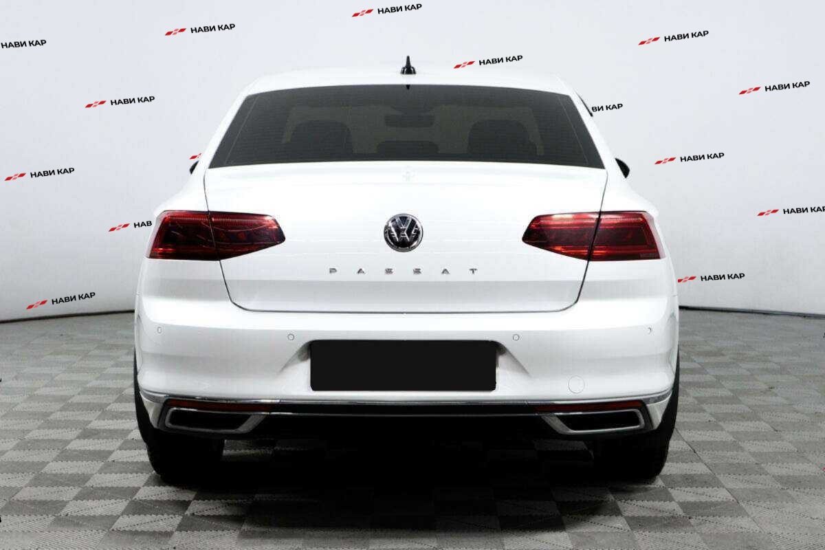 Volkswagen Passat с пробегом — 2020 год. Фото: #5