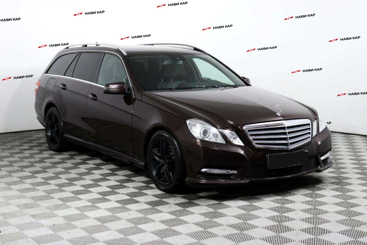 Mercedes-Benz E-Класс с пробегом — 2012 год. Фото: #2