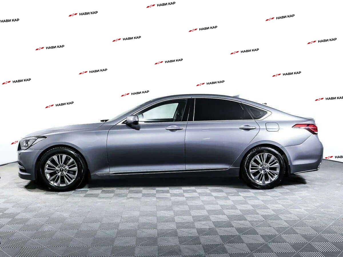 Hyundai Genesis с пробегом — 2014 год. Фото: #7