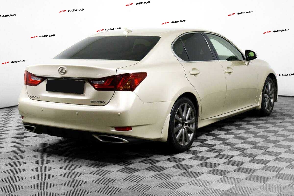Lexus GS с пробегом — 2012 год. Фото: #4