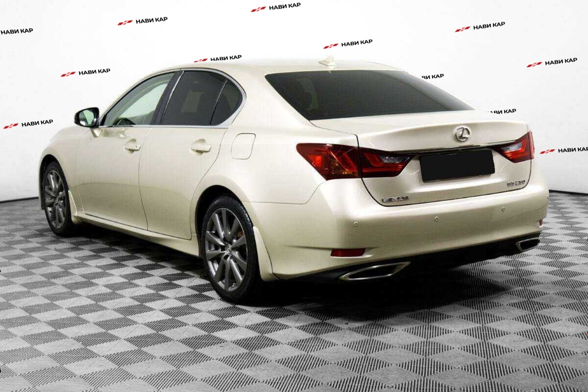 Lexus GS с пробегом — 2012 год. Фото: #6