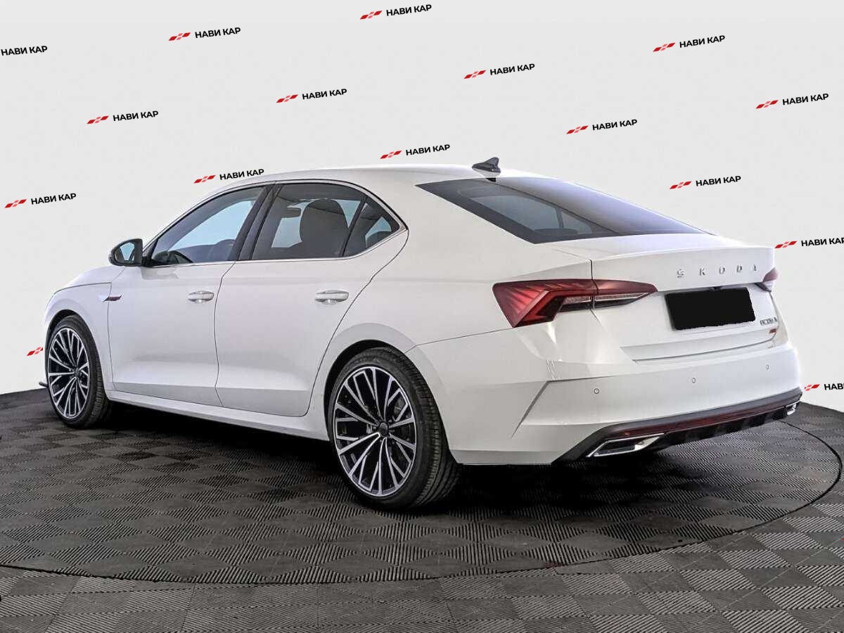 Skoda Octavia с пробегом — 2023 год. Фото: #5
