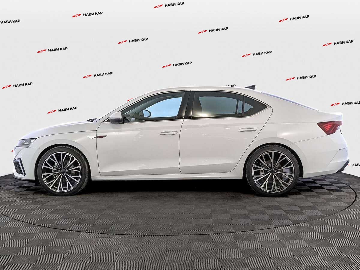 Skoda Octavia с пробегом — 2023 год. Фото: #6