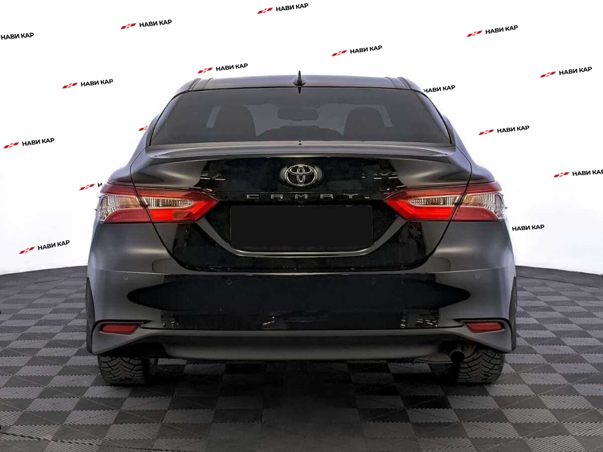 Toyota Camry с пробегом — 2022 год. Фото: #5
