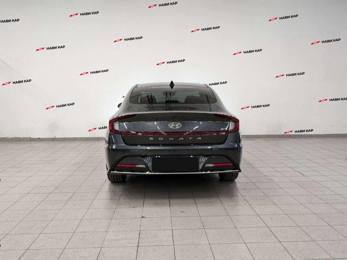 Hyundai Sonata с пробегом — 2022 год. Фото: #5