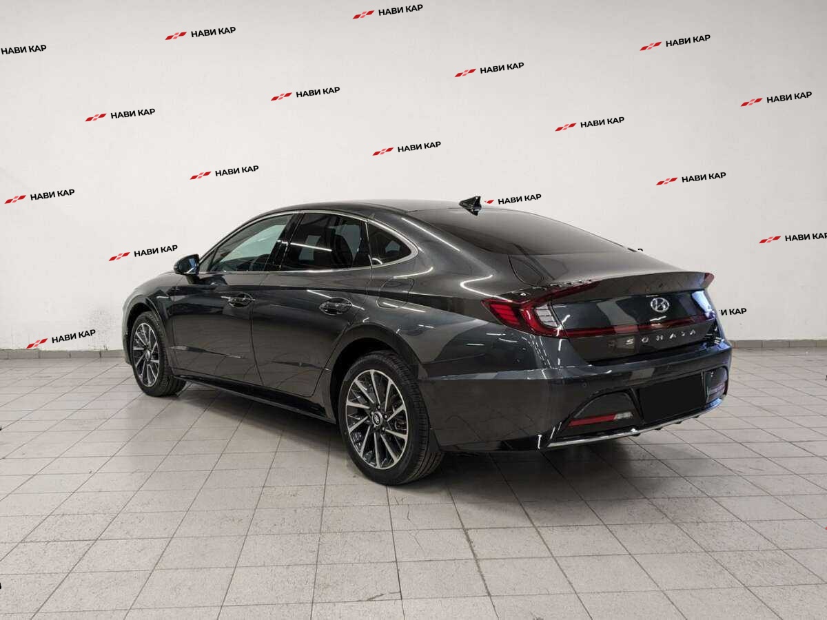 Hyundai Sonata с пробегом — 2022 год. Фото: #6