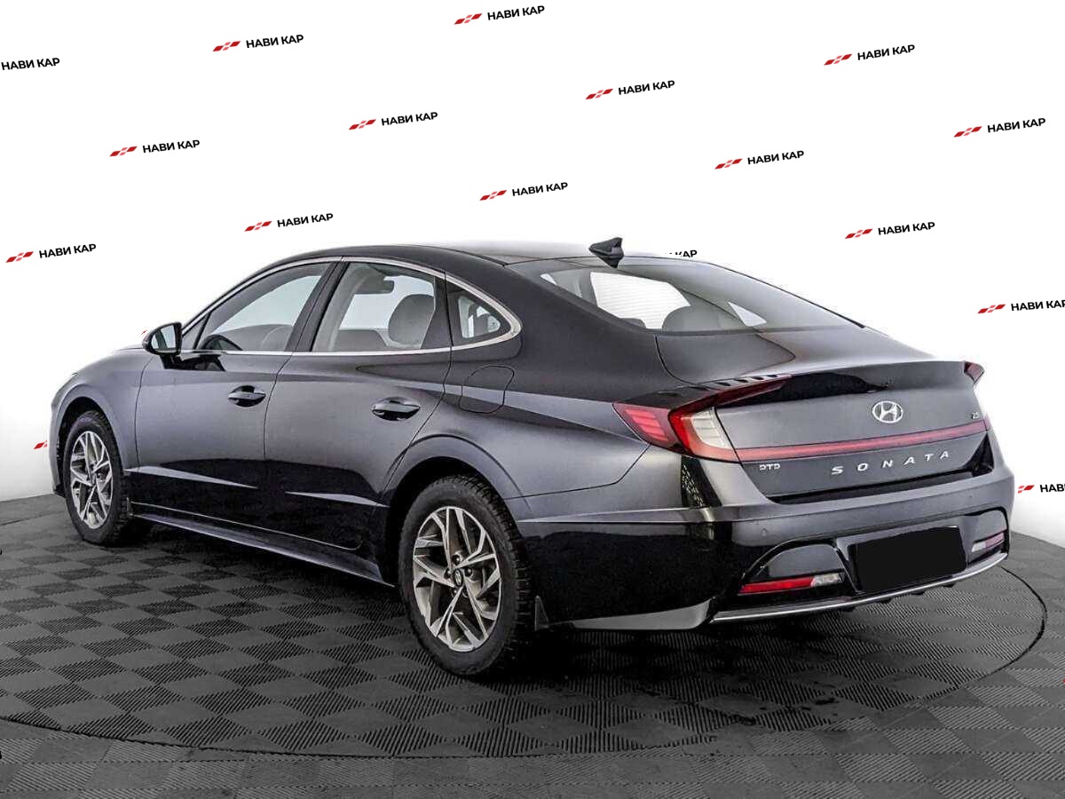 Hyundai Sonata с пробегом — 2021 год. Фото: #6