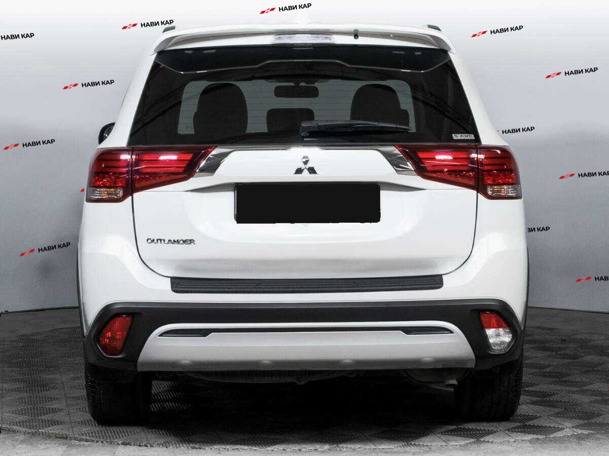 Mitsubishi Outlander с пробегом — 2021 год. Фото: #5