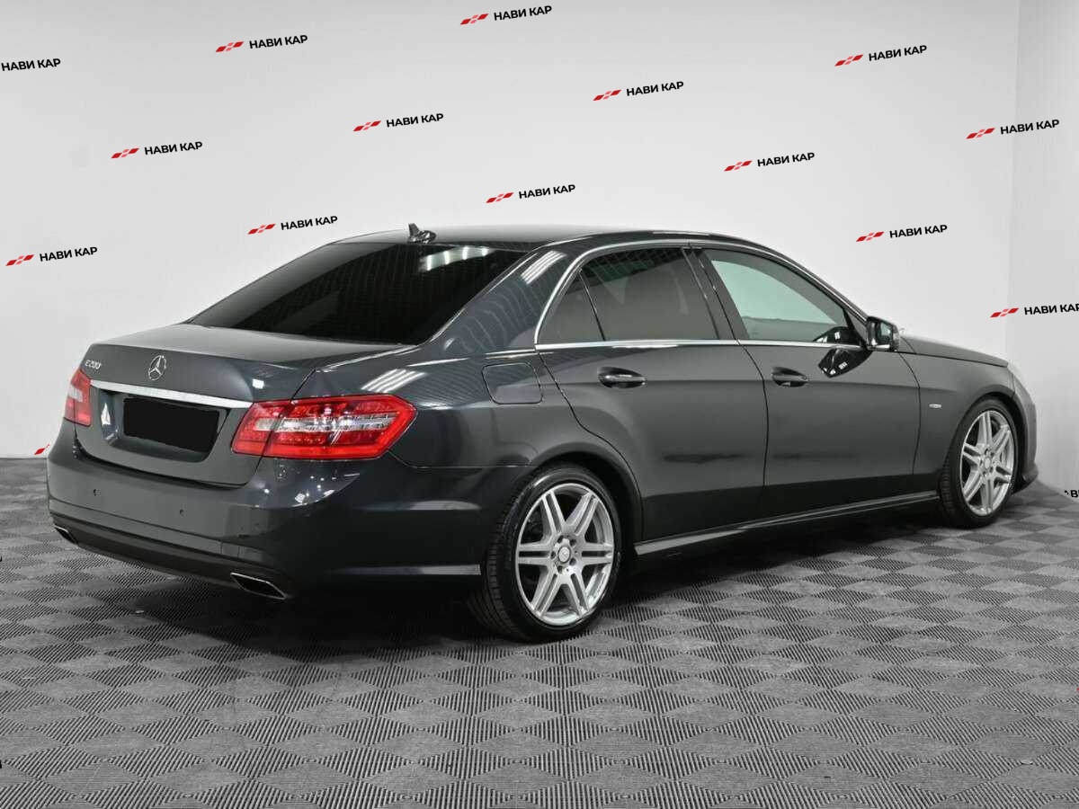 Mercedes-Benz E-Класс с пробегом — 2012 год. Фото: #1