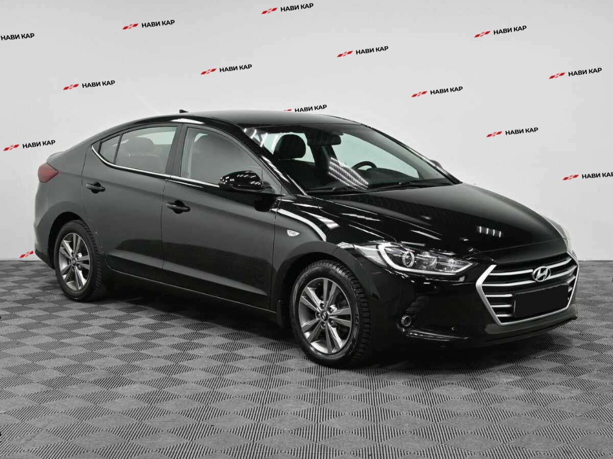 Hyundai Elantra с пробегом — 2017 год. Фото: #2