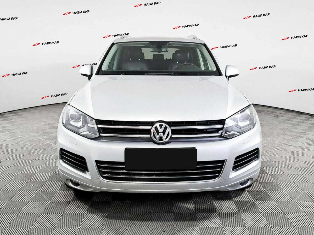 Volkswagen Touareg с пробегом — 2012 год. Фото: #1