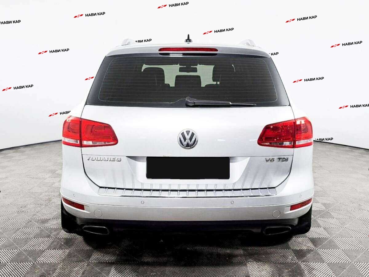 Volkswagen Touareg с пробегом — 2012 год. Фото: #5
