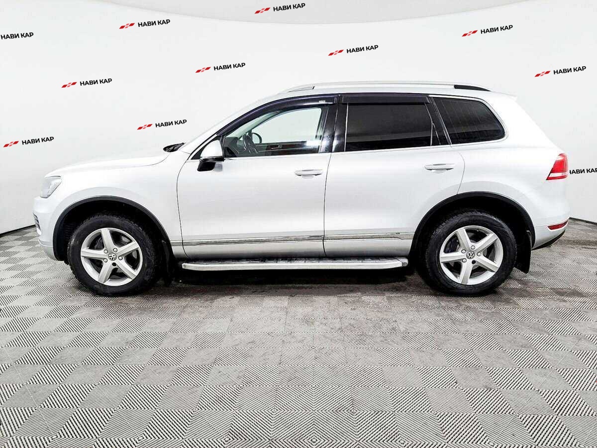 Volkswagen Touareg с пробегом — 2012 год. Фото: #7