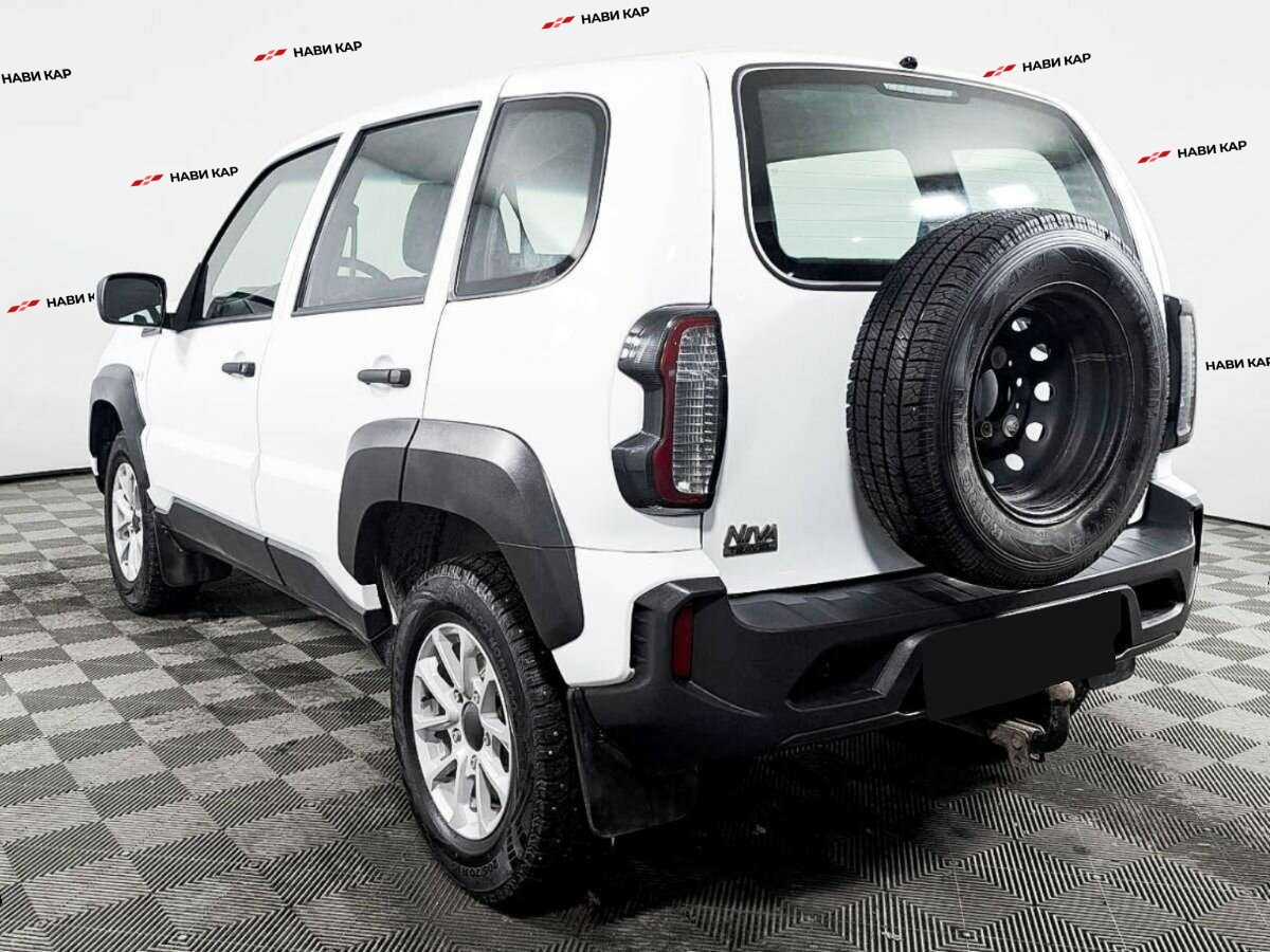 Lada (ВАЗ) Niva с пробегом — 2021 год. Фото: #6