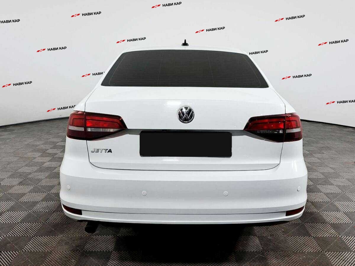 Volkswagen Jetta с пробегом — 2018 год. Фото: #4
