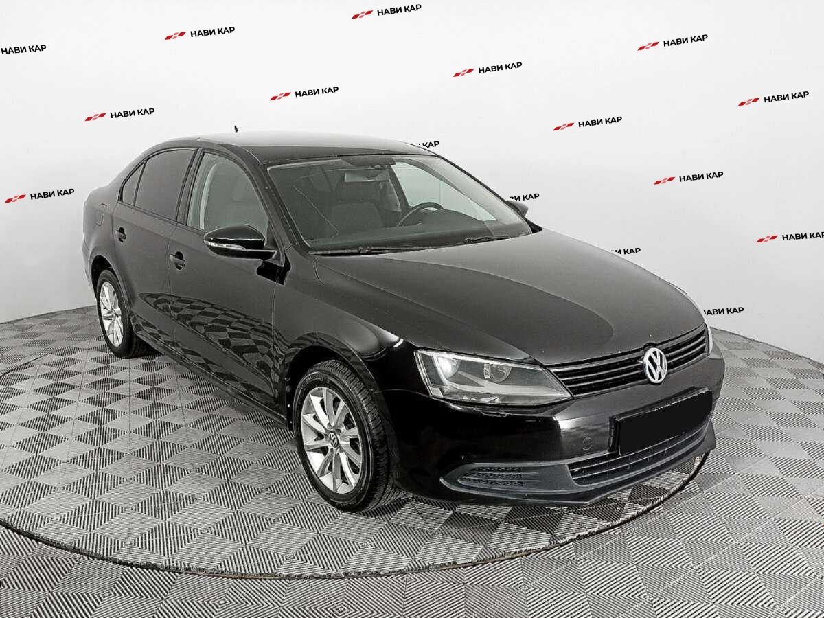 Volkswagen Jetta с пробегом — 2014 год. Фото: #2