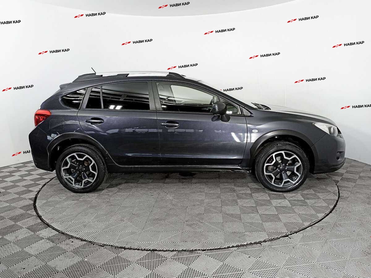Subaru XV с пробегом — 2014 год. Фото: #3