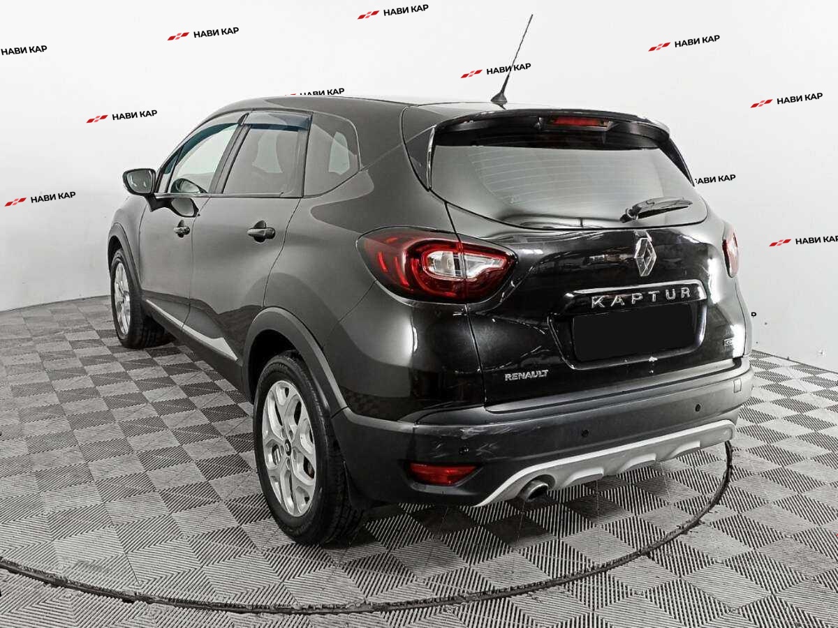 Renault Kaptur с пробегом — 2016 год. Фото: #5