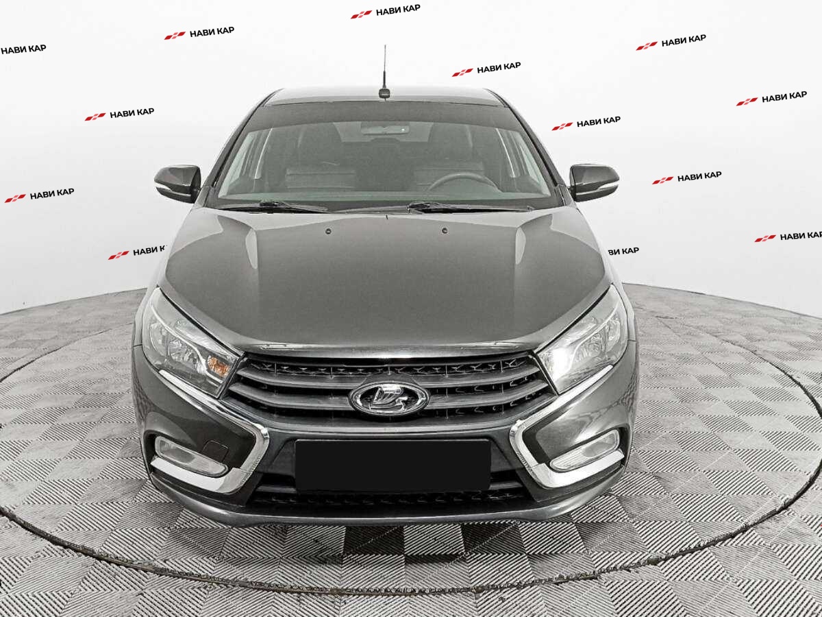 Lada (ВАЗ) Vesta с пробегом — 2015 год. Фото: #1