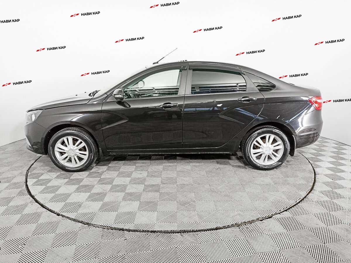 Lada (ВАЗ) Vesta с пробегом — 2015 год. Фото: #6