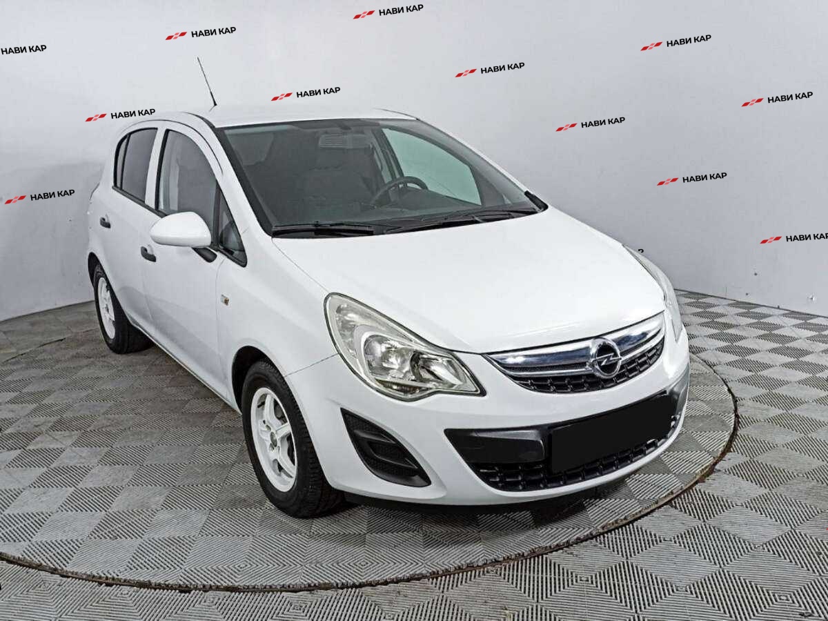 Opel Corsa с пробегом — 2013 год. Фото: #2