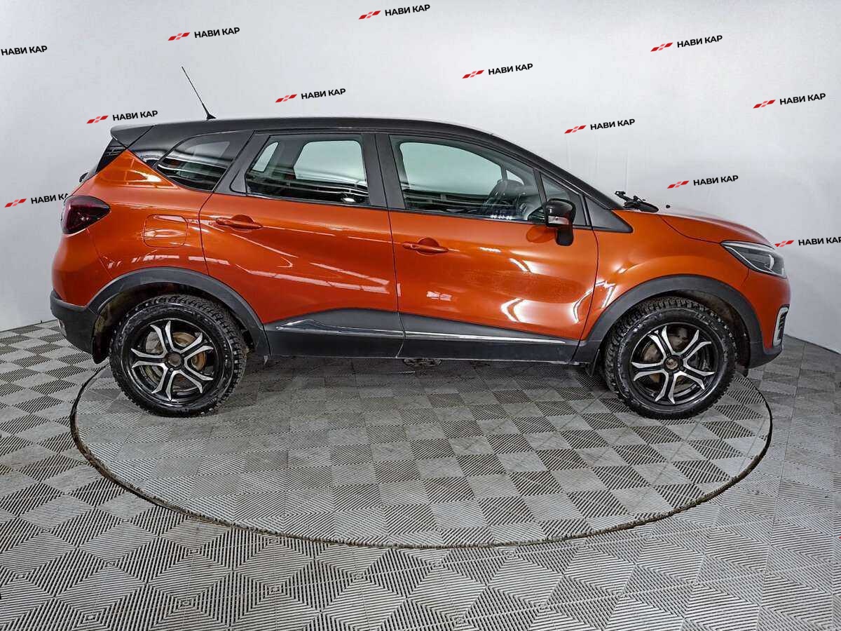Renault Kaptur с пробегом — 2016 год. Фото: #3