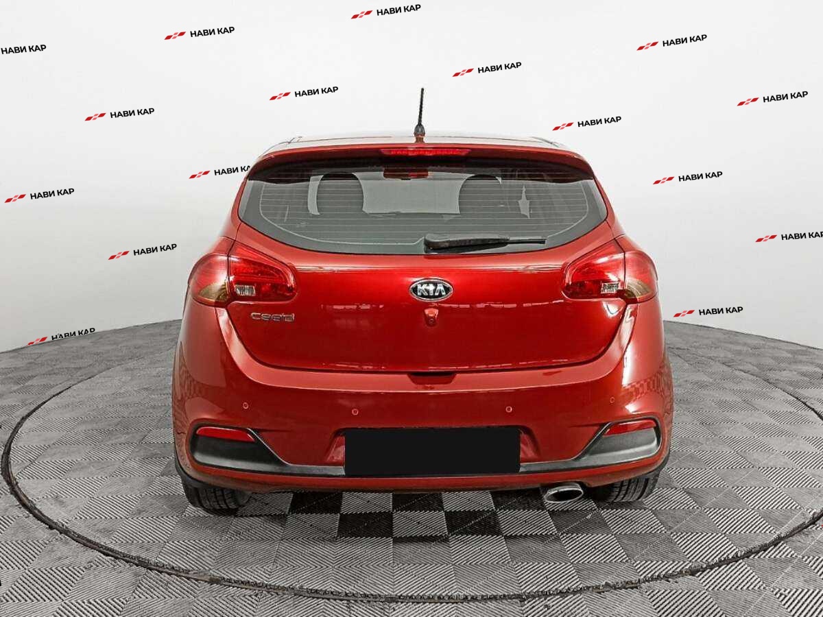Kia Ceed с пробегом — 2014 год. Фото: #5