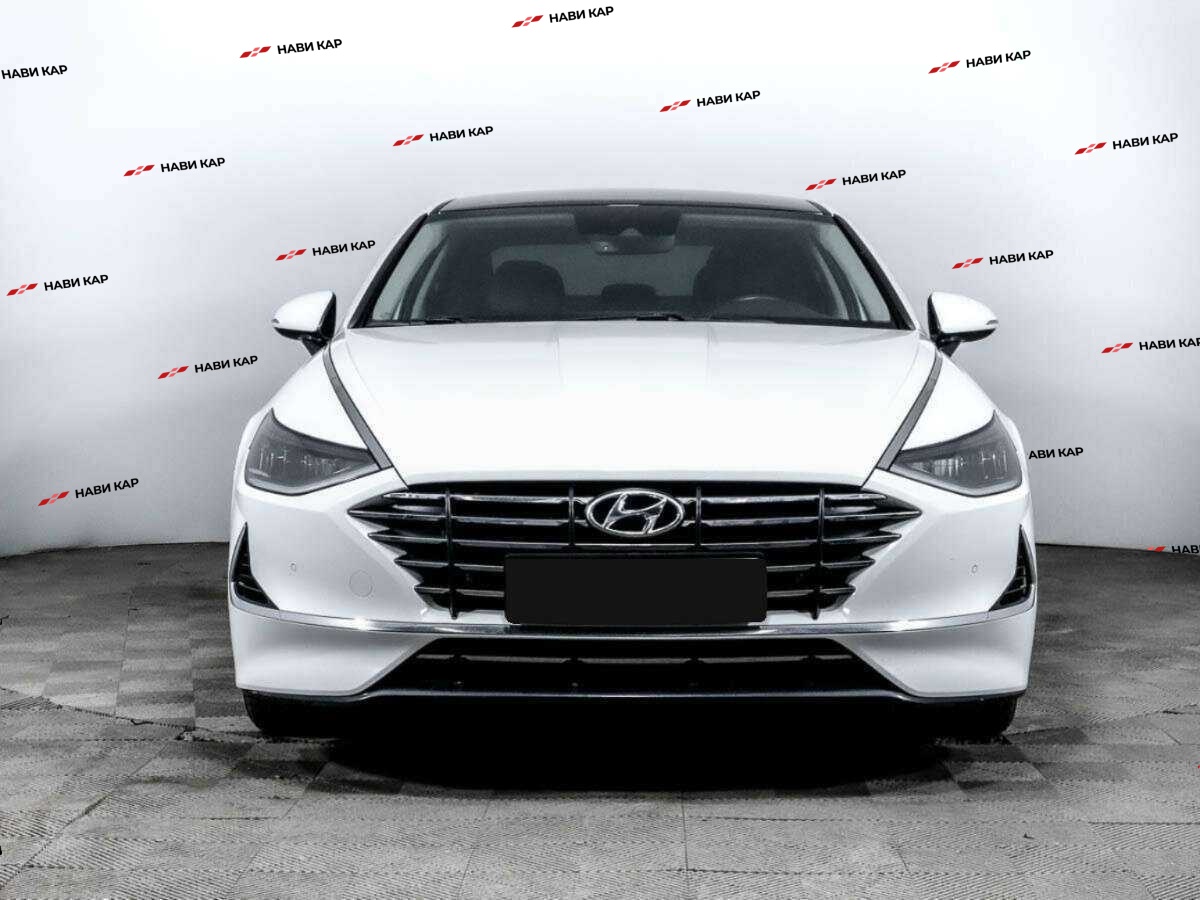Hyundai Sonata с пробегом — 2021 год. Фото: #1