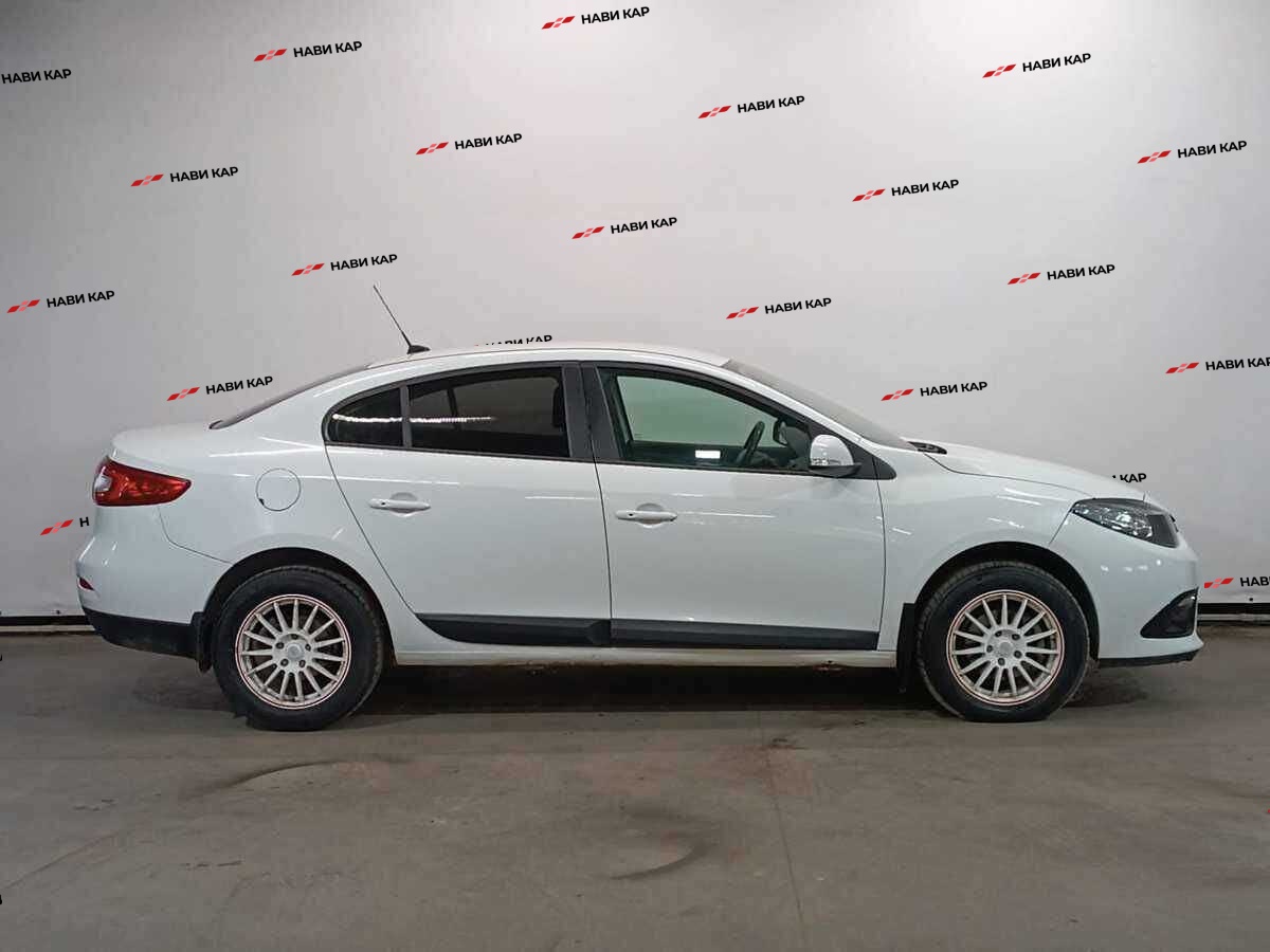 Renault Fluence с пробегом — 2016 год. Фото: #3