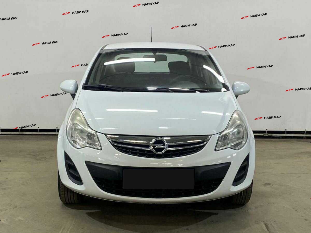 Opel Corsa с пробегом — 2012 год. Фото: #1