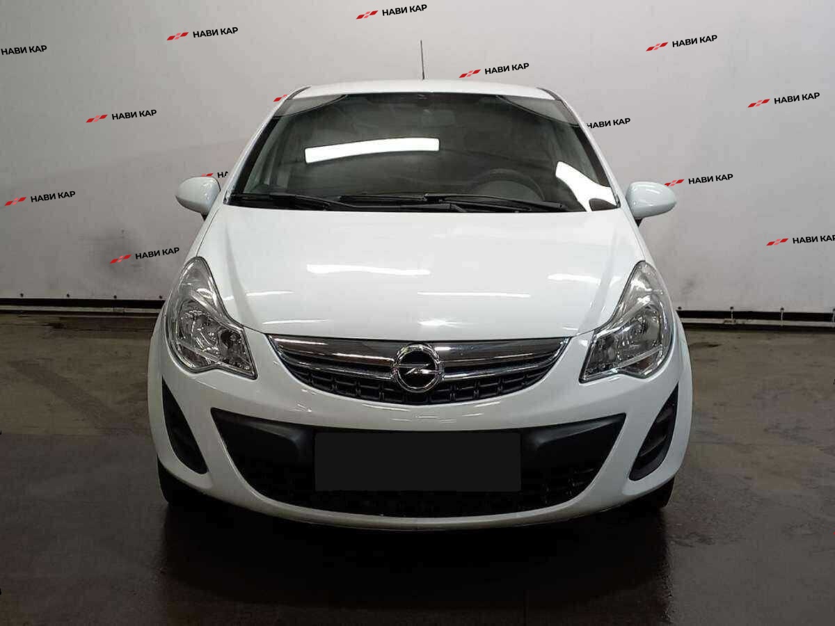 Opel Corsa с пробегом — 2012 год. Фото: #1