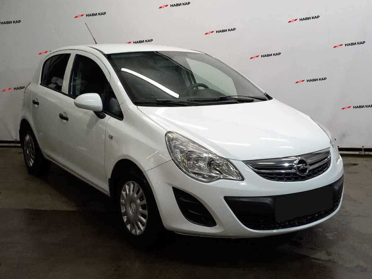 Opel Corsa с пробегом — 2012 год. Фото: #2