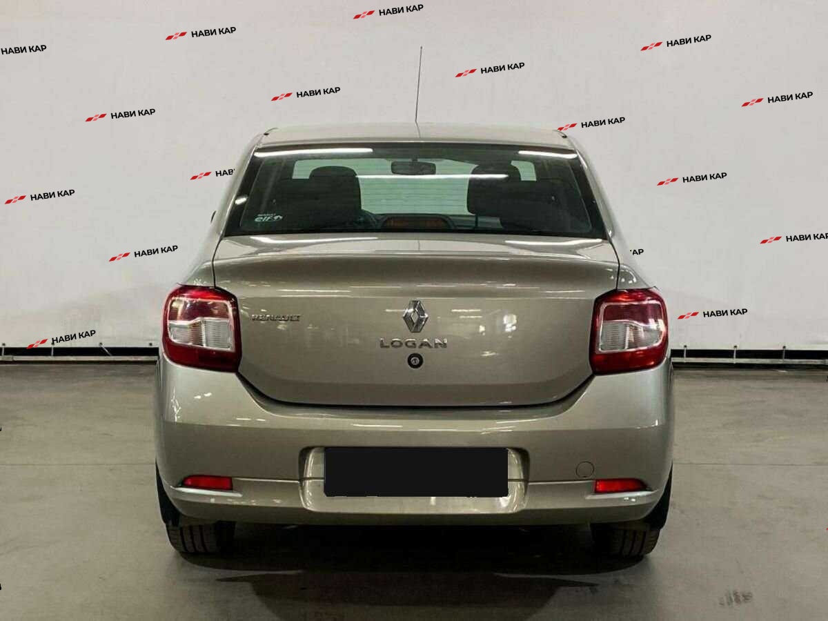 Renault Logan с пробегом — 2016 год. Фото: #5