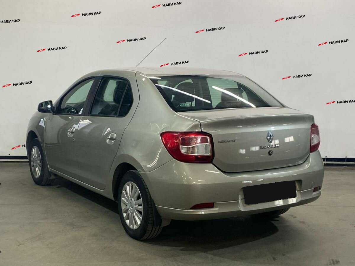 Renault Logan с пробегом — 2016 год. Фото: #6