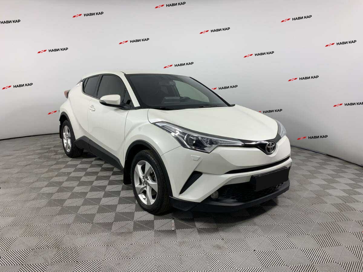 Toyota C-HR с пробегом — 2019 год. Фото: #2