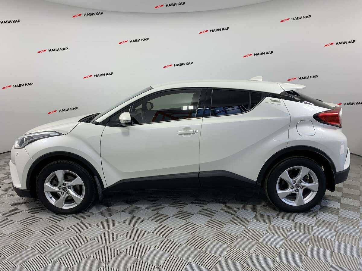 Toyota C-HR с пробегом — 2019 год. Фото: #7