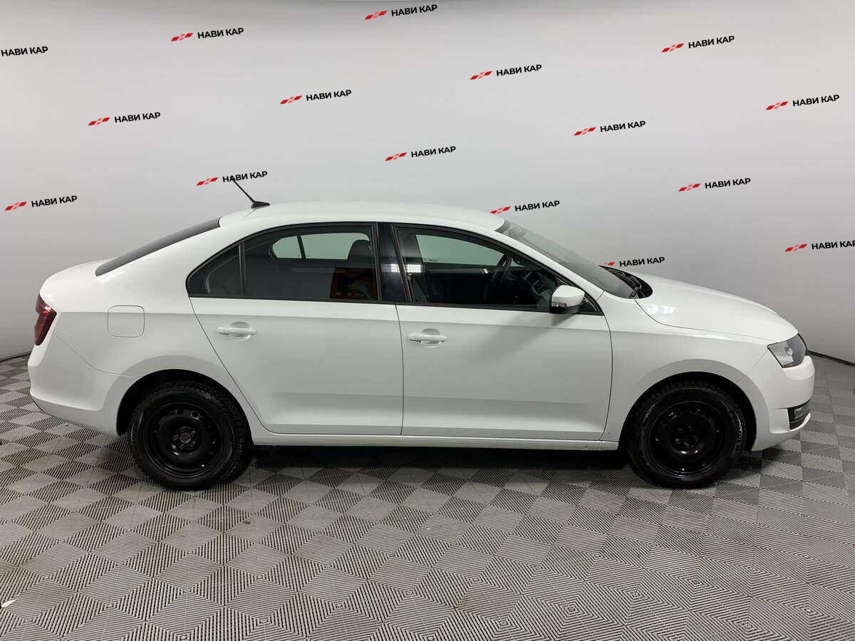 Skoda Rapid с пробегом — 2019 год. Фото: #3