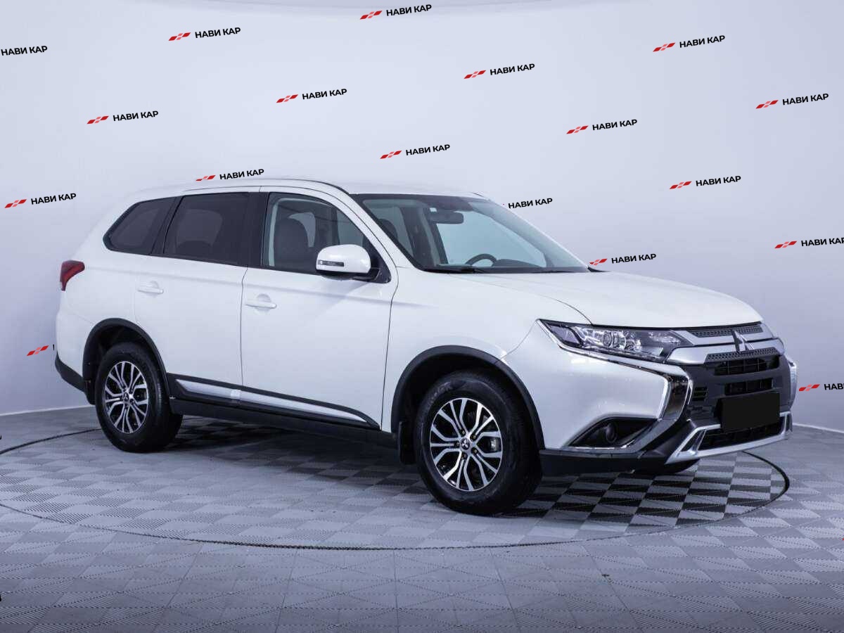 Mitsubishi Outlander с пробегом — 2020 год. Фото: #2