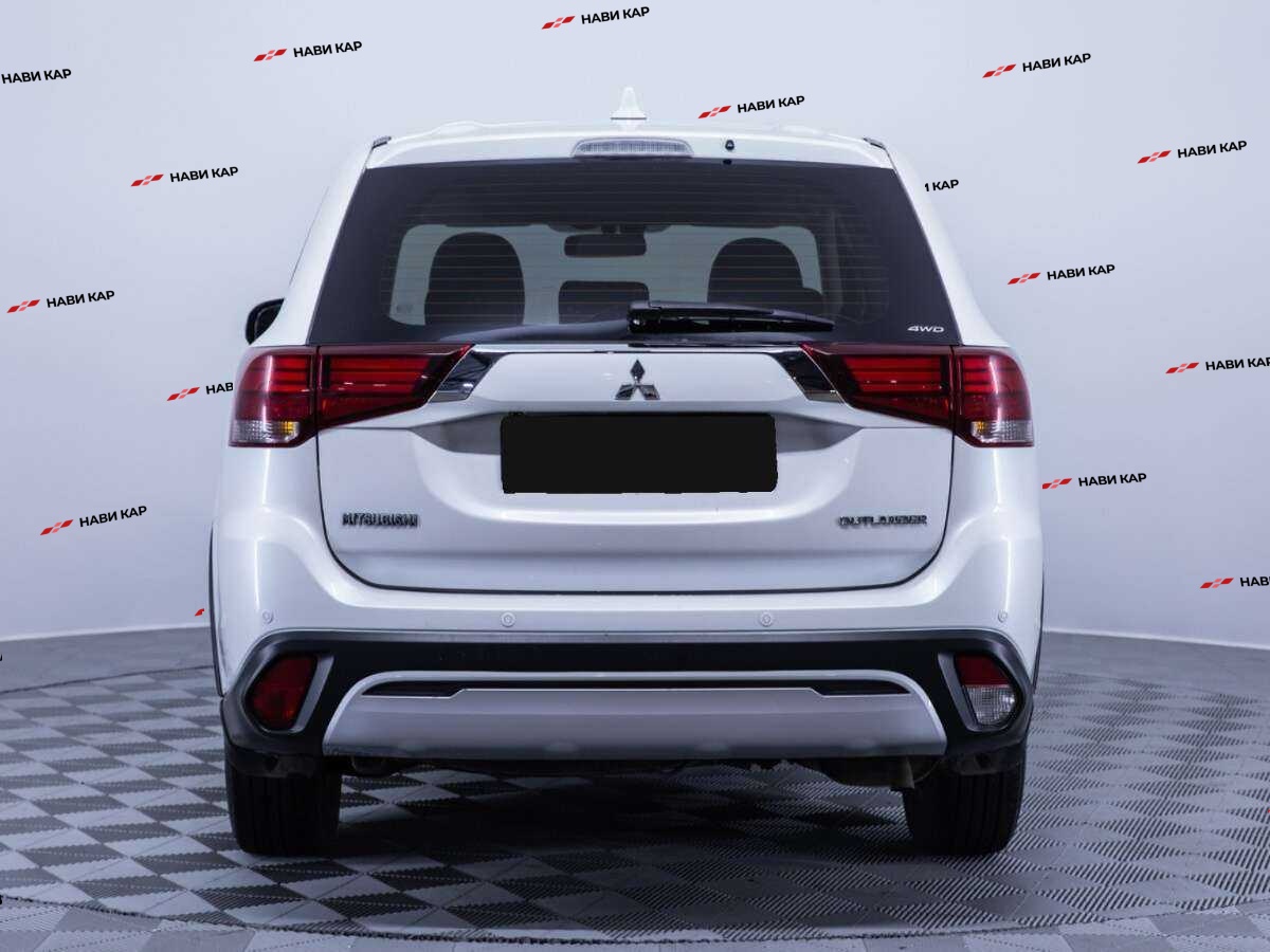 Mitsubishi Outlander с пробегом — 2020 год. Фото: #5