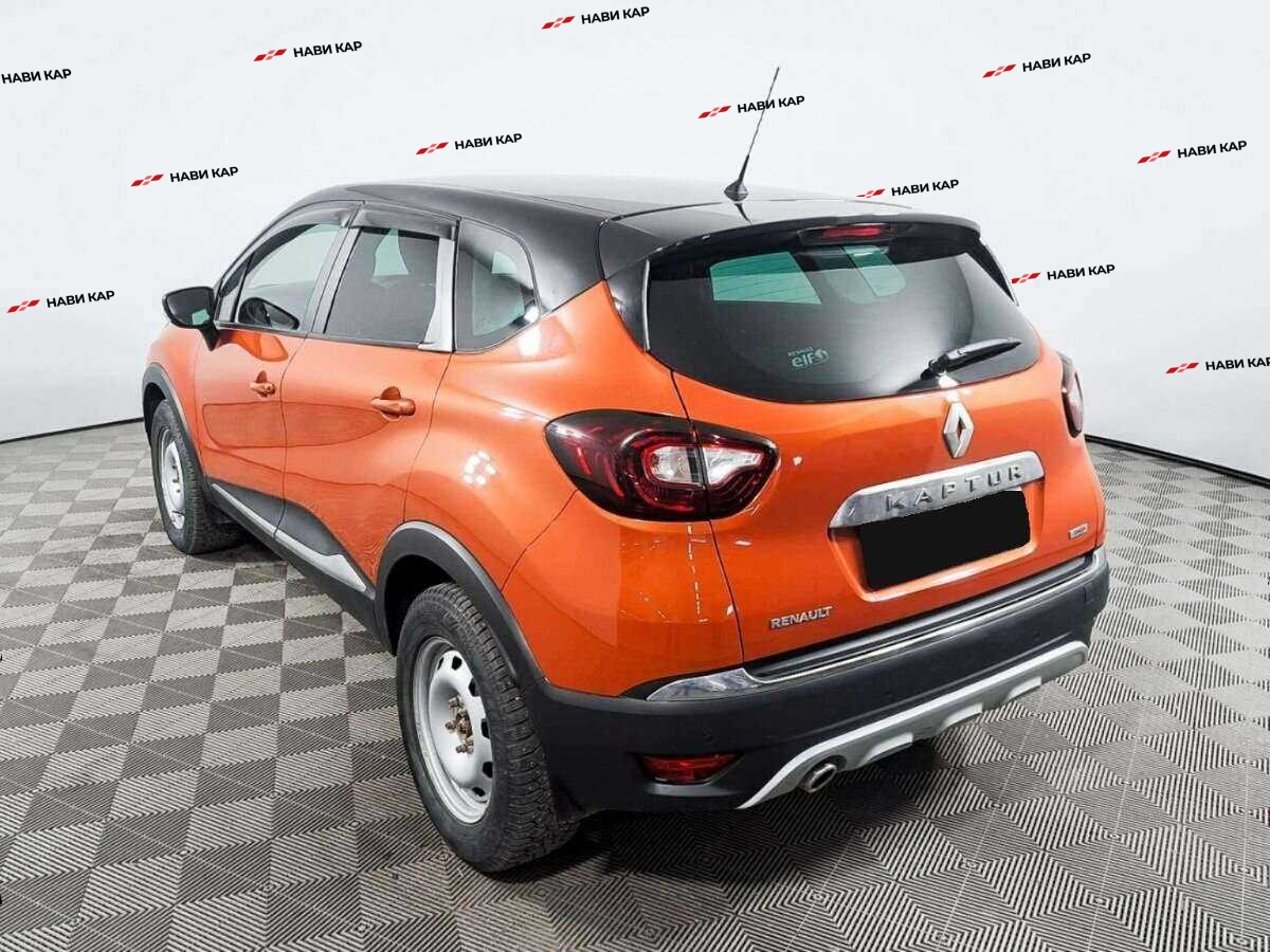 Renault Kaptur с пробегом — 2016 год. Фото: #6