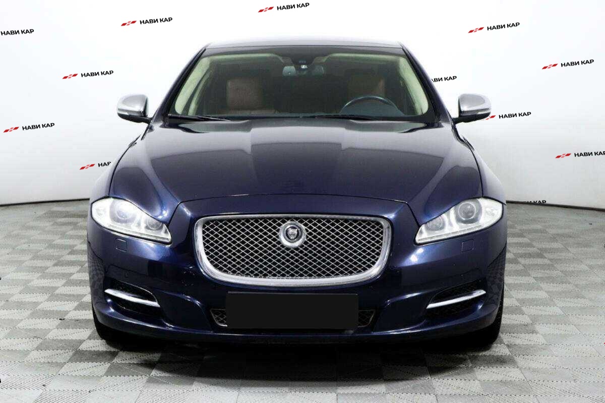 Jaguar XJ с пробегом — 2013 год. Фото: #1