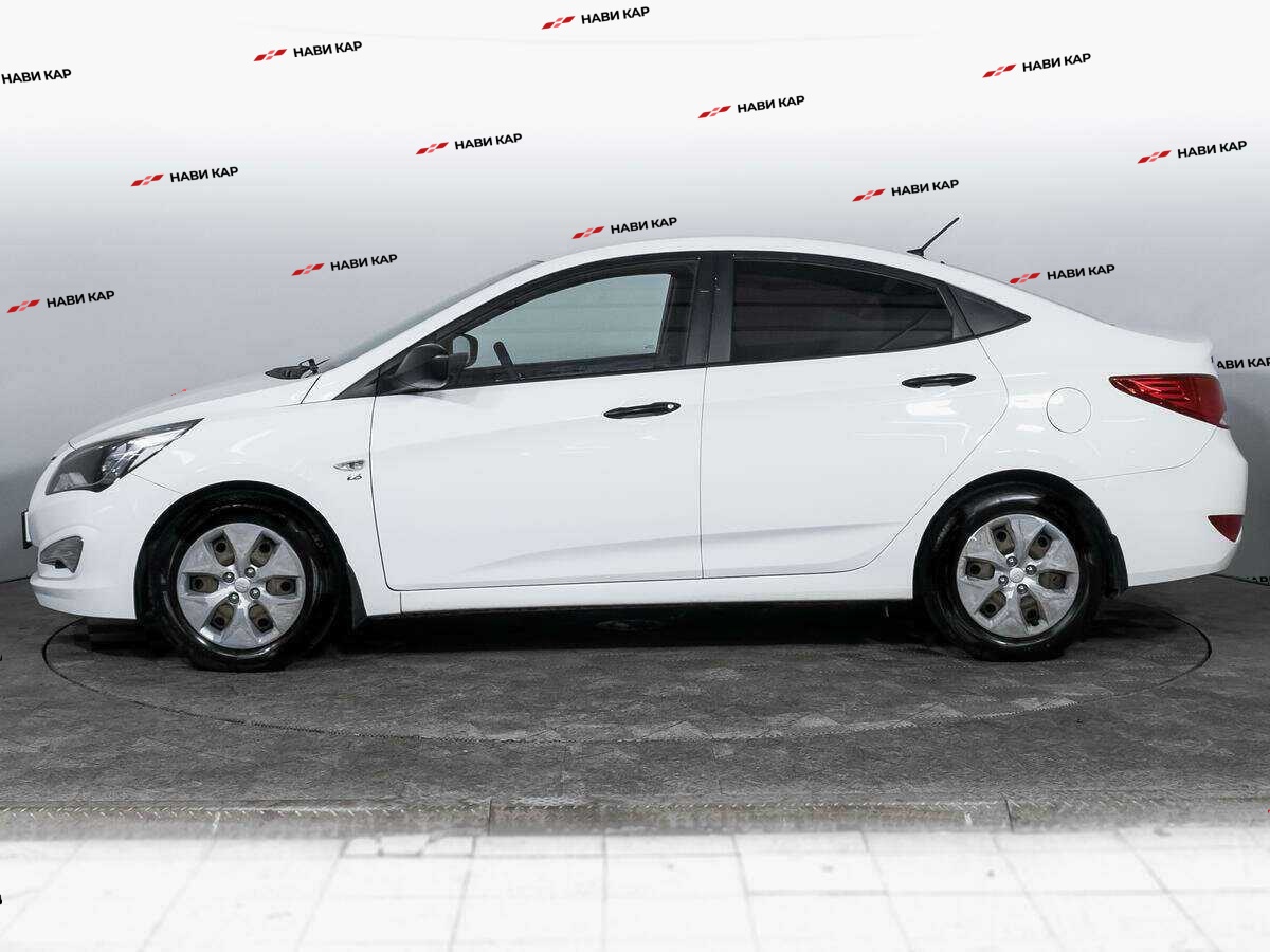 Hyundai Solaris с пробегом — 2015 год. Фото: #7