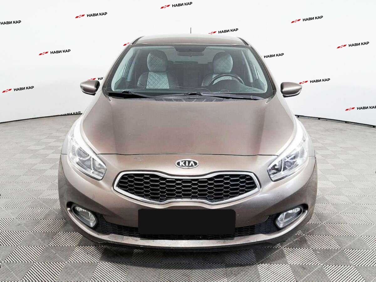 Kia Ceed с пробегом — 2012 год. Фото: #1