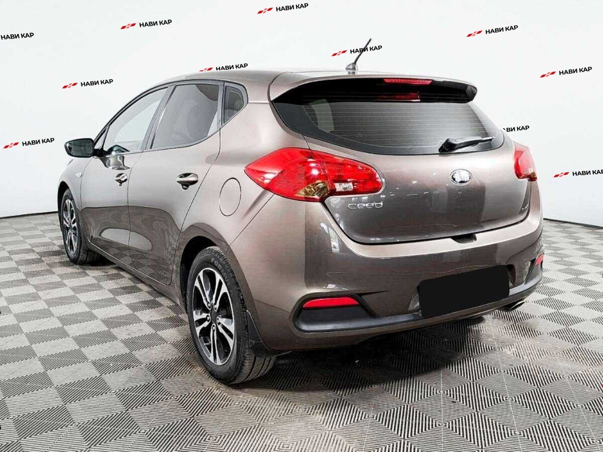 Kia Ceed с пробегом — 2012 год. Фото: #5