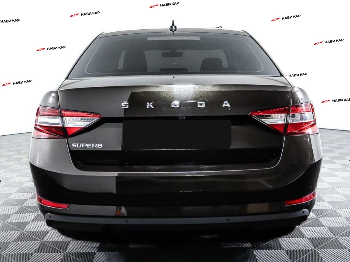 Skoda Superb с пробегом — 2021 год. Фото: #5