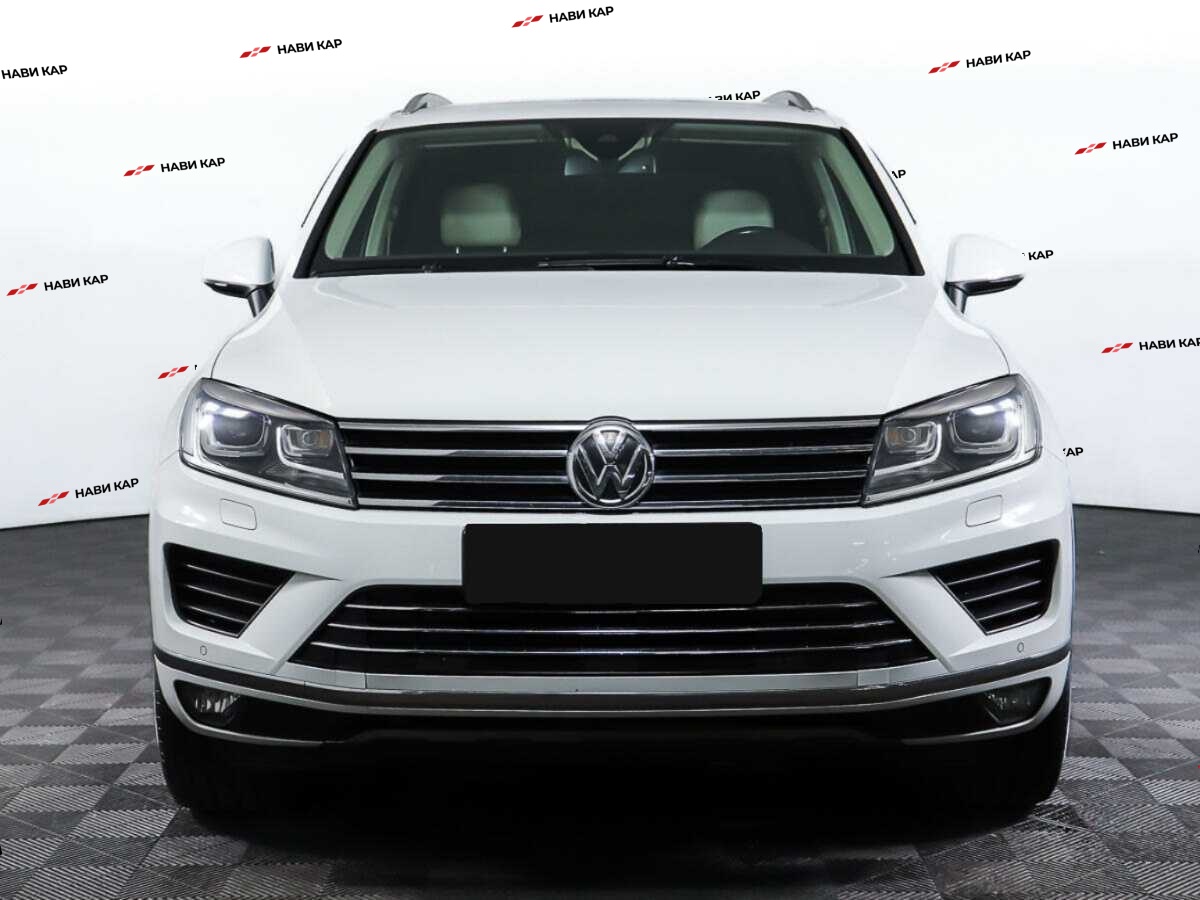 Volkswagen Touareg с пробегом — 2014 год. Фото: #1