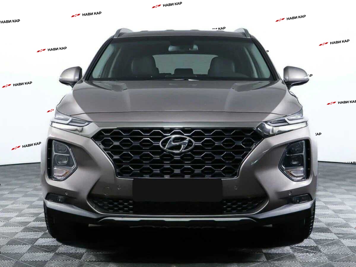 Hyundai Santa Fe с пробегом — 2019 год. Фото: #1