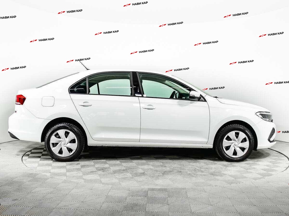 Volkswagen Polo с пробегом — 2021 год. Фото: #3