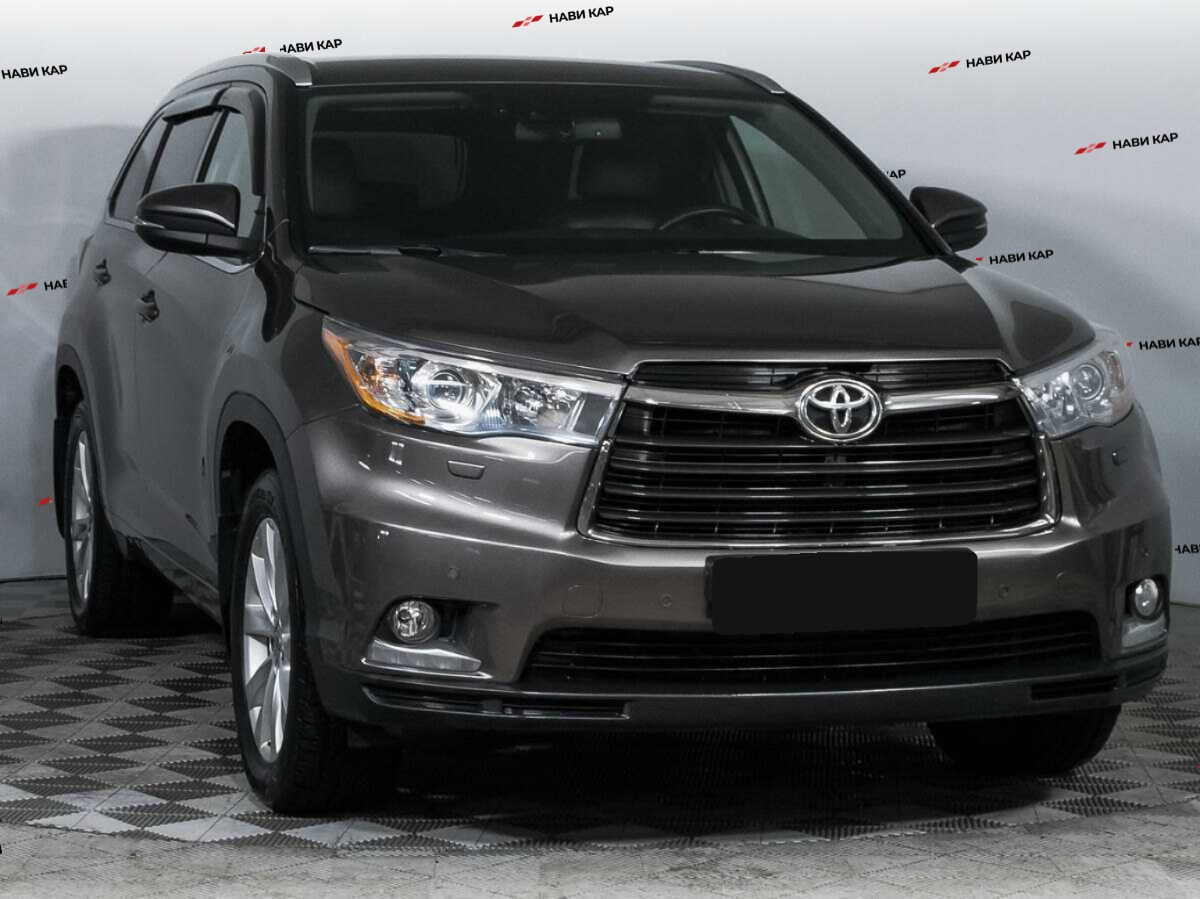 Toyota Highlander с пробегом — 2013 год. Фото: #2