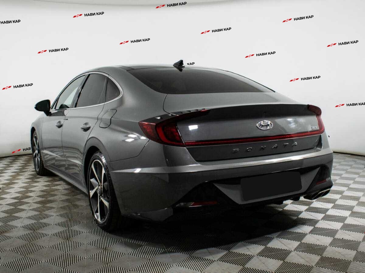 Hyundai Sonata с пробегом — 2021 год. Фото: #4